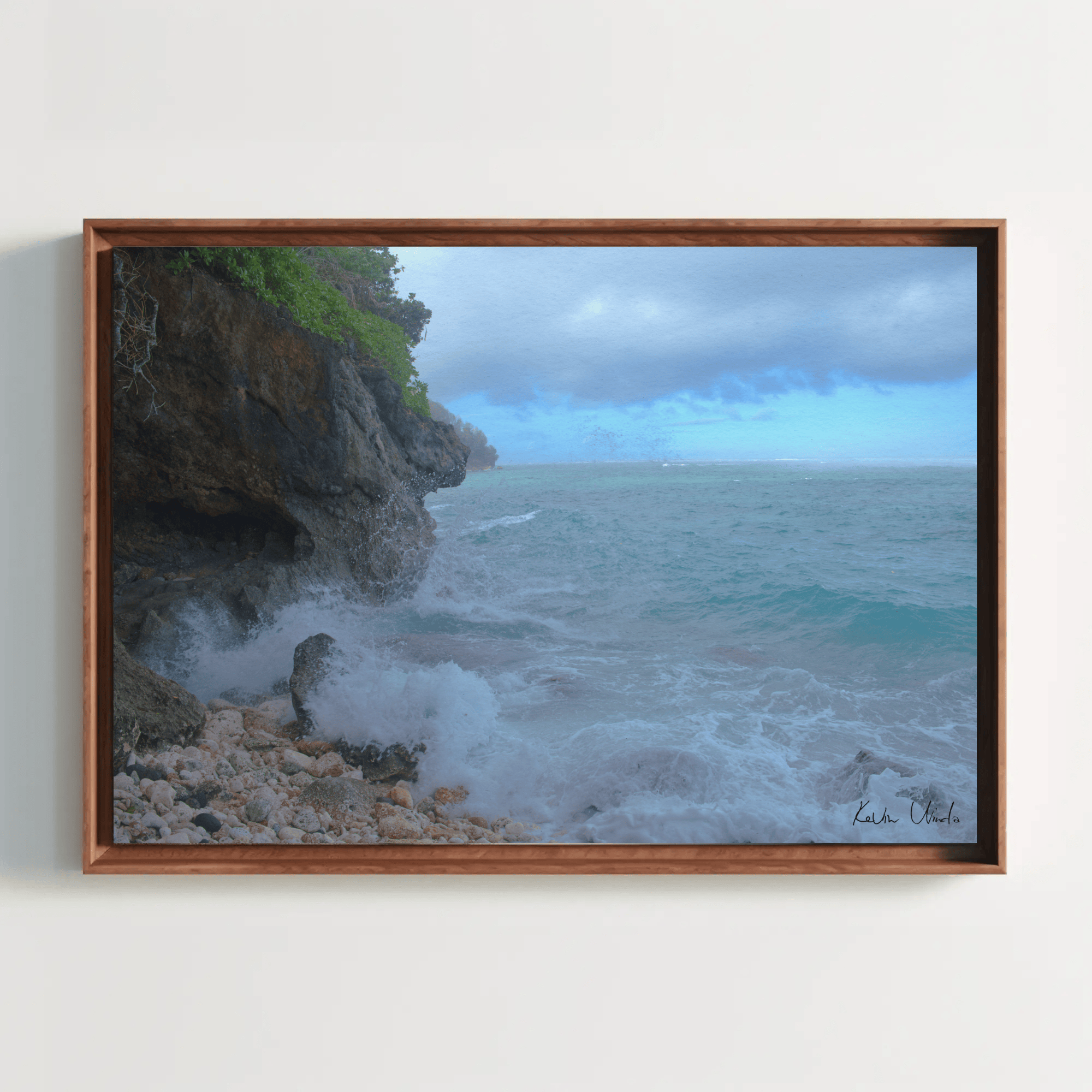 Wall photo print, beach, ocean waves, rocks. Bali, Uluwatu, Green Bowl Beach. Mockup_1 | Kevin Winda