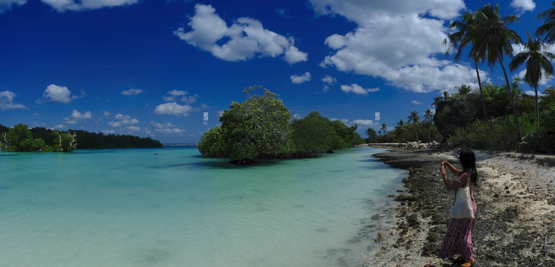 Tropical Island Ocean Coast Ultra High Resolution Wellness Photo, Rote Indonesia