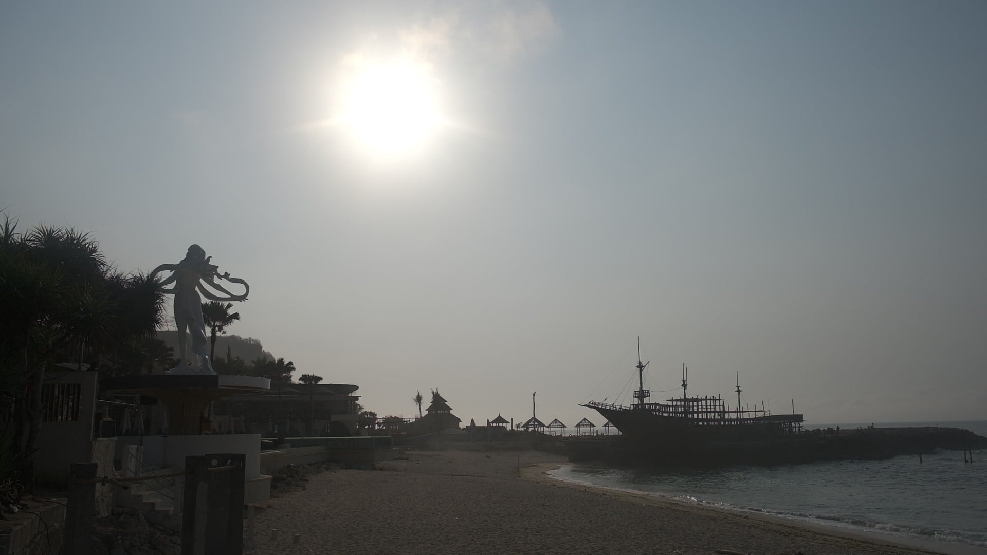 Uluwatu Melasti Beach, snorkeling, entrance fee, location – the most iconic Uluwatu beach, Bali